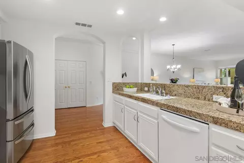 Other - 2538 Navarra Dr #B, Carlsbad, CA 92009 photo 2 of 6