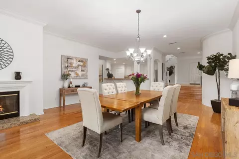 Dining - 2538 Navarra Dr #B, Carlsbad, CA 92009 photo 2 of 2