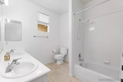 Bath - 2538 Navarra Dr #B, Carlsbad, CA 92009 photo 3 of 3