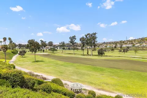 Exterior - 2538 Navarra Dr #B, Carlsbad, CA 92009 photo 6 of 8