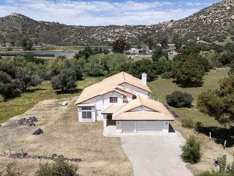 Exterior - 22734 Tombill Rd, Ramona, CA 92065 photo 3 of 4