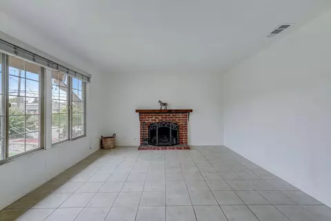 Living - 4065 Altura Dr, Oceanside, CA 92056 photo 4 of 8