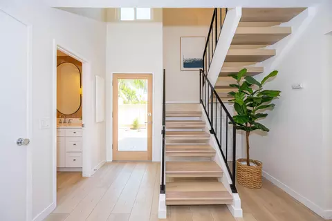 Entry Way - 282 Cottage Grove Ln, Encinitas, CA 92024 photo 1 of 2
