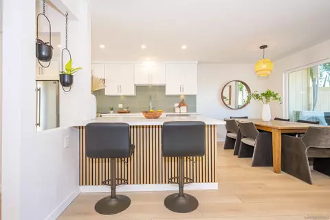 Kitchen - 282 Cottage Grove Ln, Encinitas, CA 92024 photo 4 of 4