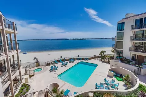 1145 Pacific Beach Dr #307, San Diego, CA 92109