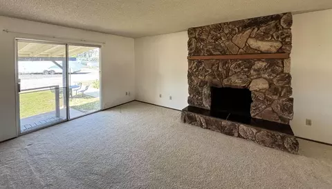 Living - 1226 Hanson Ln, Ramona, CA 92065 photo 1 of 5