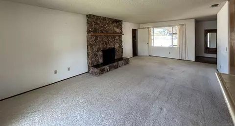 Living - 1226 Hanson Ln, Ramona, CA 92065 photo 5 of 5