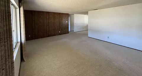 Living - 1226 Hanson Ln, Ramona, CA 92065 photo 2 of 5