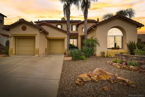 3495 Holly Oak Ln, Escondido, CA 92027