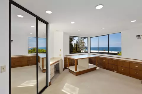 Bath - 1888 Puente Dr, La Jolla, CA 92037 photo 1 of 4