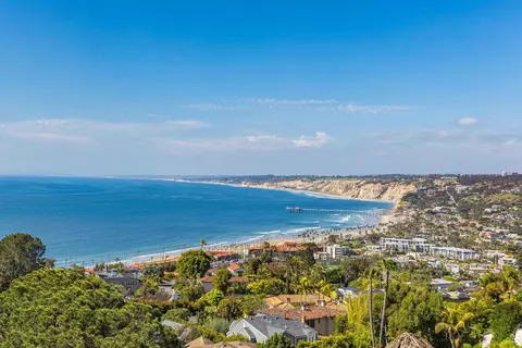 1888 Puente Dr, La Jolla, CA 92037