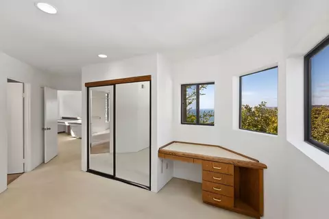Bedroom - 1888 Puente Dr, La Jolla, CA 92037 photo 3 of 3