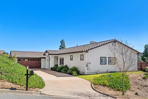 Exterior - 228 Dewitt Ct, El Cajon, CA 92020 photo 2 of 9