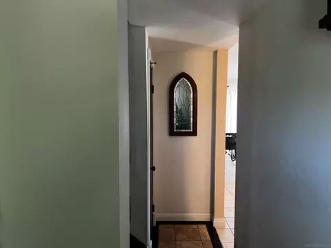 Entry Way - 445 La Cresta Rd, El Cajon, CA 92021 photo 1 of 2