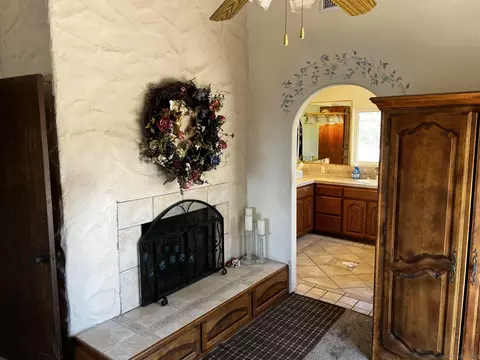 Bath - 445 La Cresta Rd, El Cajon, CA 92021 photo 3 of 7