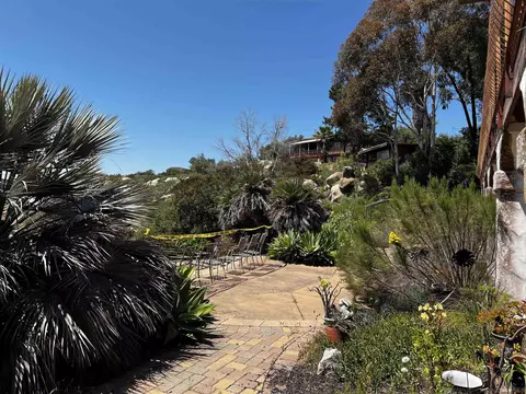 Exterior - 445 La Cresta Rd, El Cajon, CA 92021 photo 2 of 5