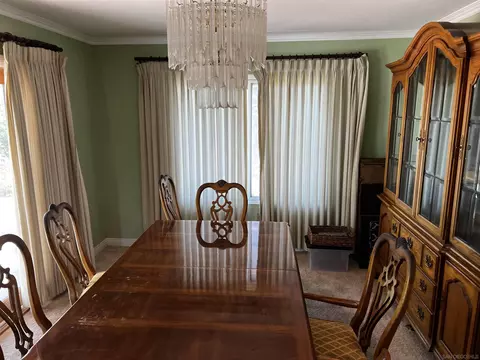 Dining - 445 La Cresta Rd, El Cajon, CA 92021 photo 2 of 2