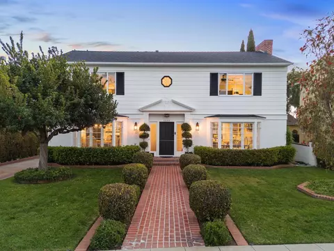 5324 Canterbury Dr, San Diego, CA 92116