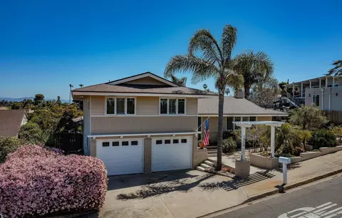 1508 Laurel Rd, Oceanside, CA 92054