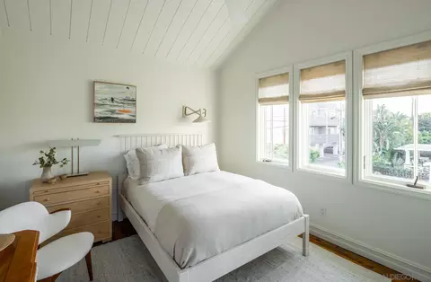 Bedroom - 219 27th St, Del Mar, CA 92014 photo 4 of 4