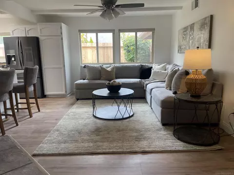 Living - 7306 Borla Pl, Carlsbad, CA 92009 photo 3 of 10