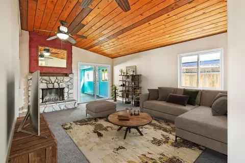 8633 Cottonwood Ave, Santee, CA 92071