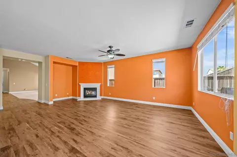 Living - 35664 Bryce Rd, Winchester, CA 92596 photo 7 of 8