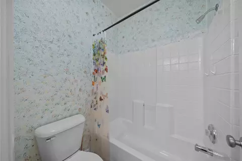Bath - 35664 Bryce Rd, Winchester, CA 92596 photo 4 of 8