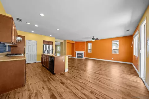 Living - 35664 Bryce Rd, Winchester, CA 92596 photo 4 of 8
