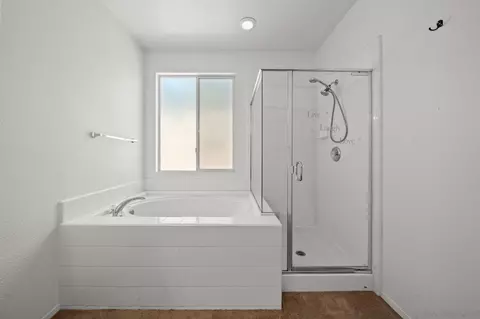 Bath - 35664 Bryce Rd, Winchester, CA 92596 photo 5 of 8