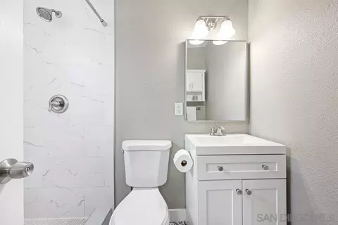 Bath - 10132 Timberlane, Santee, CA 92071 photo 2 of 2