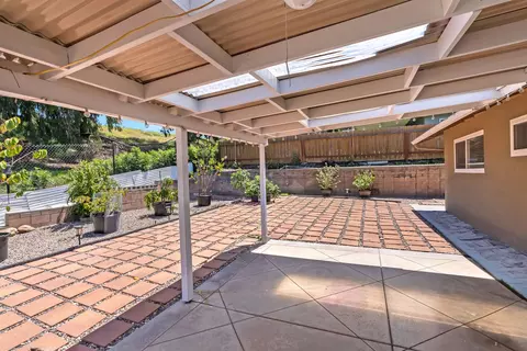 8555 Dobyns Dr, Santee, CA 92071 photo 3