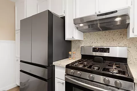 Kitchen - 13445 Aldrin Ave, Poway, CA 92064 photo 4 of 4