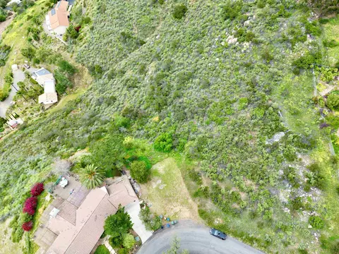 sky dr, Escondido, CA 92026 photo 3