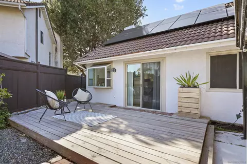 Exterior - 1410 Westwood Pl, Oceanside, CA 92056 photo 2 of 6