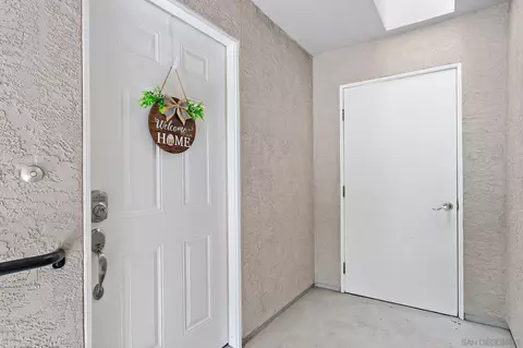 Entry Way - 506 Canyon Dr #46, Oceanside, CA 92054 photo 2 of 2
