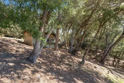 Exterior - 34609 Arrapahoe Pl, Julian, CA 92036 photo 9 of 10
