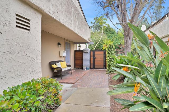 8730 Caminito Sueno, La Jolla, CA 92037
