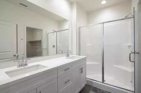 Bath - 409 Lake Shore Way, Santee, CA 92071 photo 1 of 2