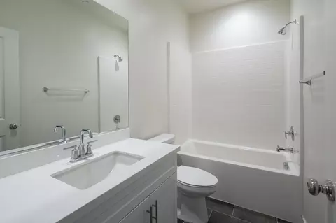 Bath - 409 Lake Shore Way, Santee, CA 92071 photo 2 of 2