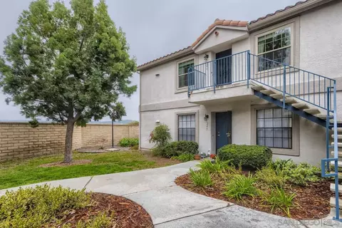 10341 Azuaga St #246, San Diego, CA 92129