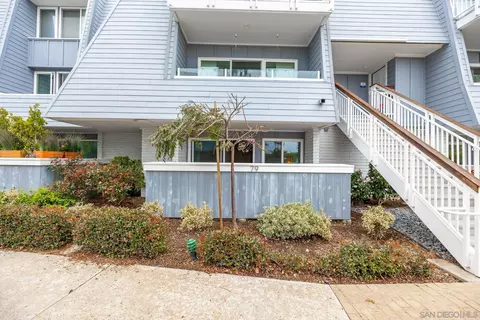 Exterior - 79 Montego Ct, Coronado, CA 92118 photo 7 of 10