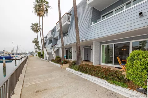 Exterior - 79 Montego Ct, Coronado, CA 92118 photo 9 of 10