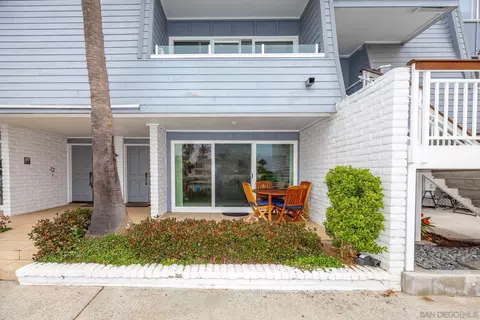 Exterior - 79 Montego Ct, Coronado, CA 92118 photo 3 of 10