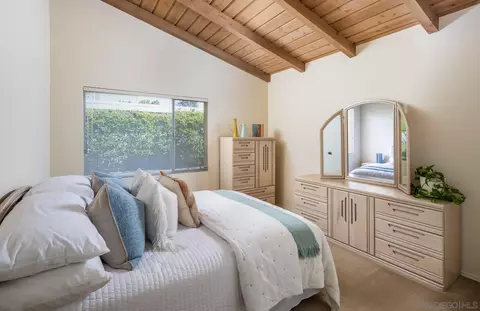 Bedroom - 616 Glencrest Pl, Solana Beach, CA 92075 photo 3 of 4