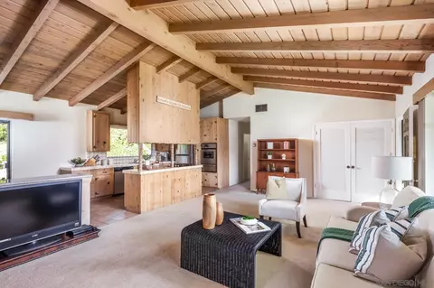 Kitchen - 616 Glencrest Pl, Solana Beach, CA 92075 photo 1 of 4