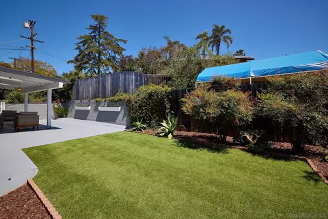 2136 Foothill Dr, Vista, CA 92084 photo 21