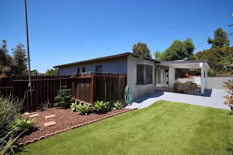 2136 Foothill Dr, Vista, CA 92084 photo 26