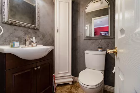 Bath - 8227 Limon Ln, El Cajon, CA 92021 photo 1 of 3