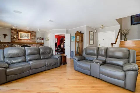 Living - 8227 Limon Ln, El Cajon, CA 92021 photo 2 of 5